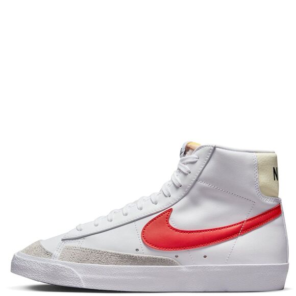 Athletic_Shoes